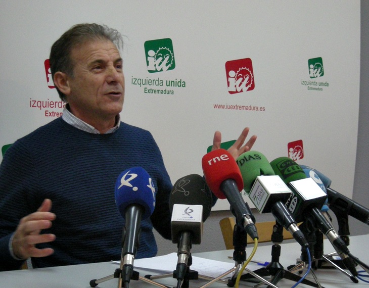 IU considera “hipócrita” la actitud del PSOE con respecto a la Refinería de Tierra de Barros