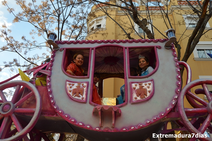 Imágenes de la Cabalgata de Reyes 2016 en Badajoz