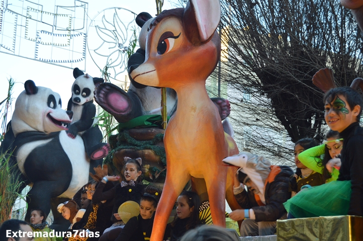 Imágenes de la Cabalgata de Reyes 2016 en Badajoz