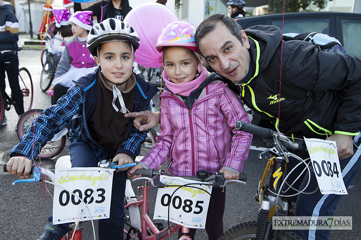 Imágenes de la Ciclocabalgata Solidaria de Badajoz 2016