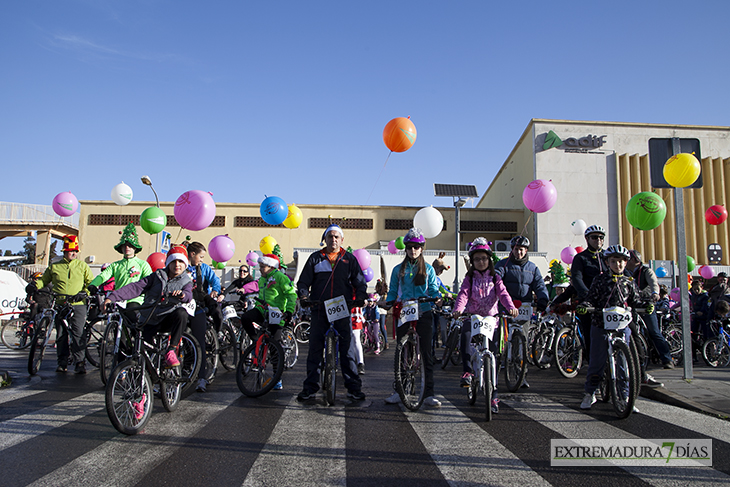 Imágenes de la Ciclocabalgata Solidaria de Badajoz 2016