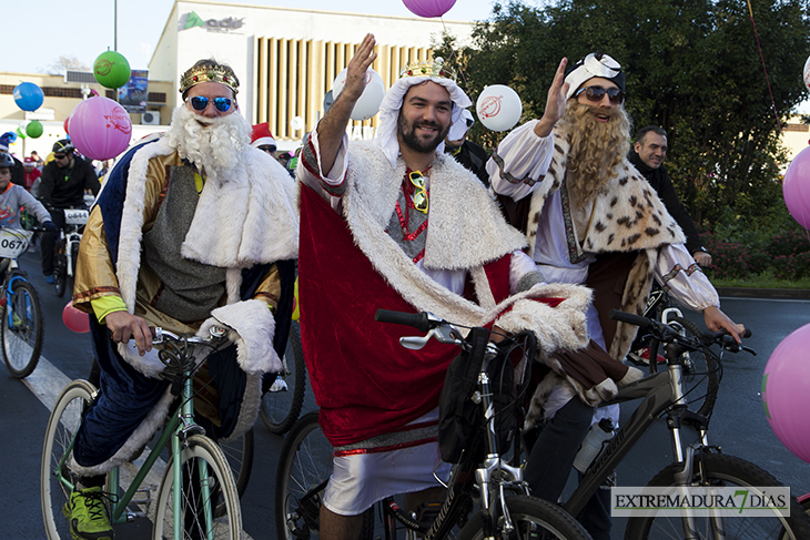 Imágenes de la Ciclocabalgata Solidaria de Badajoz 2016