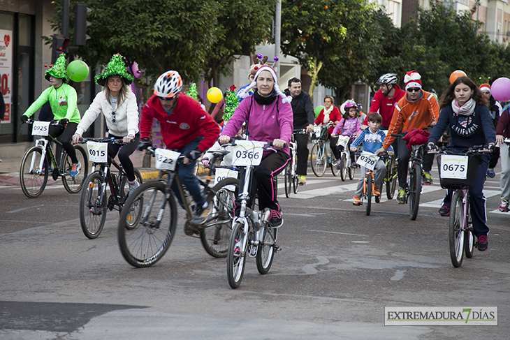 Imágenes de la Ciclocabalgata Solidaria de Badajoz 2016