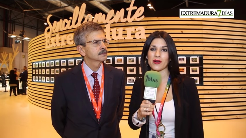 Entrevista al consejero de Economía en FITUR