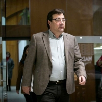 Vara ve “inexplicable” que el PSOE preste senadores a partidos independentistas