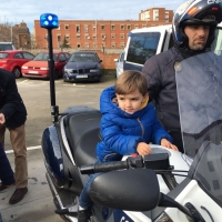 La Policía Nacional realiza una exhibición para los más pequeños