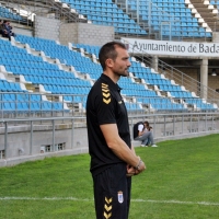 El CD Badajoz cesa a Óscar de Paula