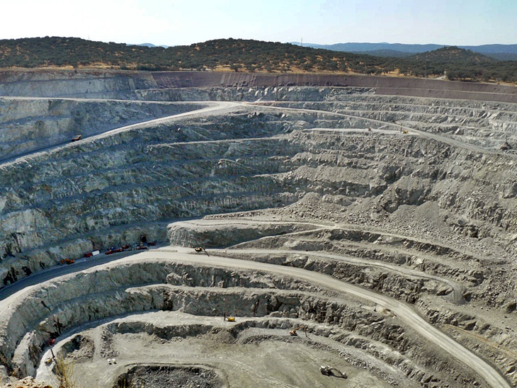 La Mina Aguablanca de Monesterio anuncia su cierre y el despido de 400 empleados