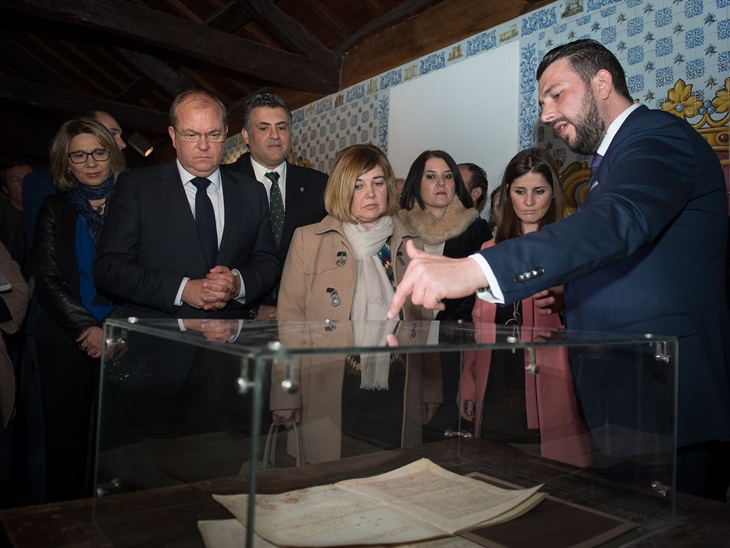 &quot;En Madrigalejo (Cáceres) murió el rey y nació España&quot;