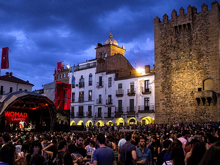 El WOMAD 2016 se celebrará en Cáceres del 5 al 8 de mayo