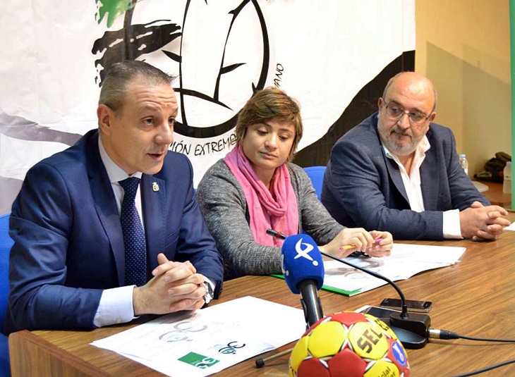 La Federación Extremeña de Balonmano celebra sus 30 años con actividades