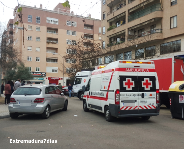 Un hombre agrede con una barra de hierro a otro por estar mal aparcado