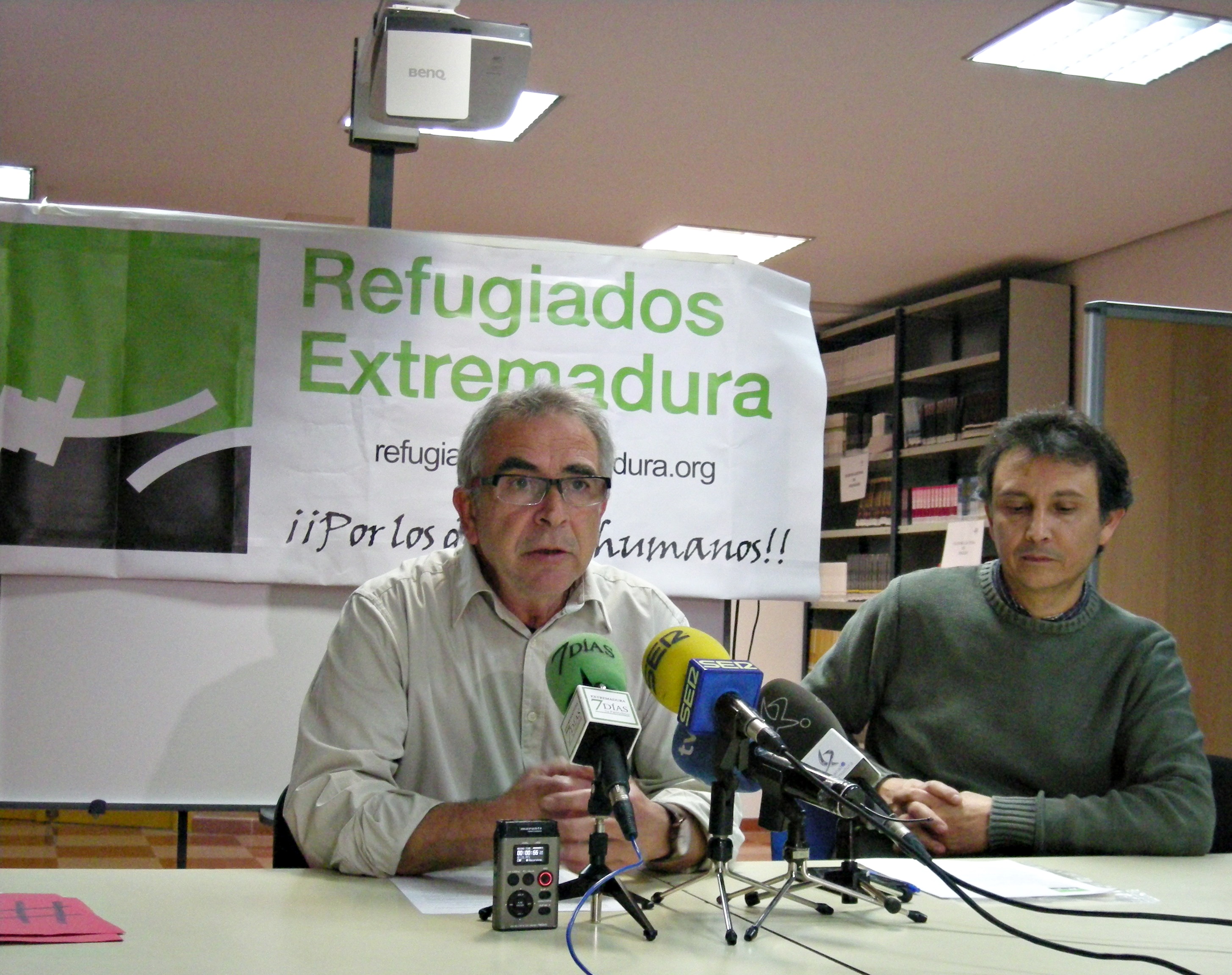 Mérida y Cáceres acogen la concentración #PasajeSeguro a favor de los refugiados sirios