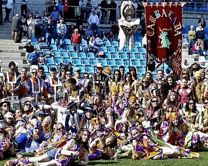 La Rumbera de Plata premia a las comparsas “más blanquinegras”