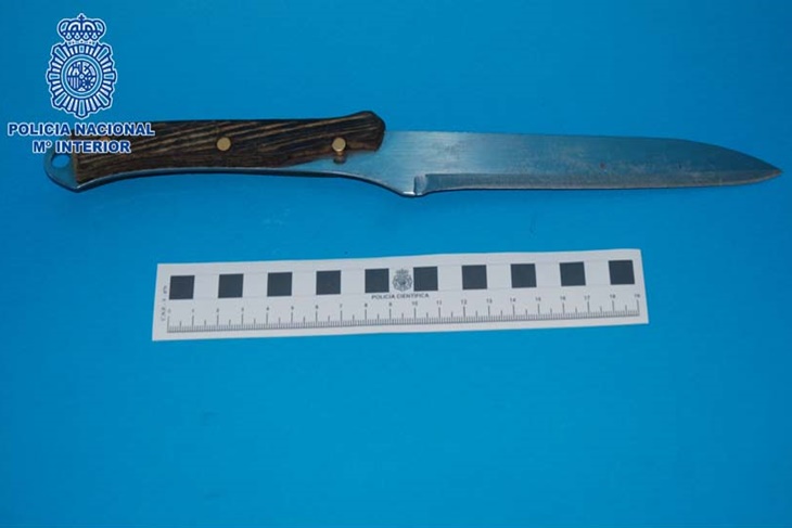 Detienen al dueño de un bar en Cáceres por herir a un cliente