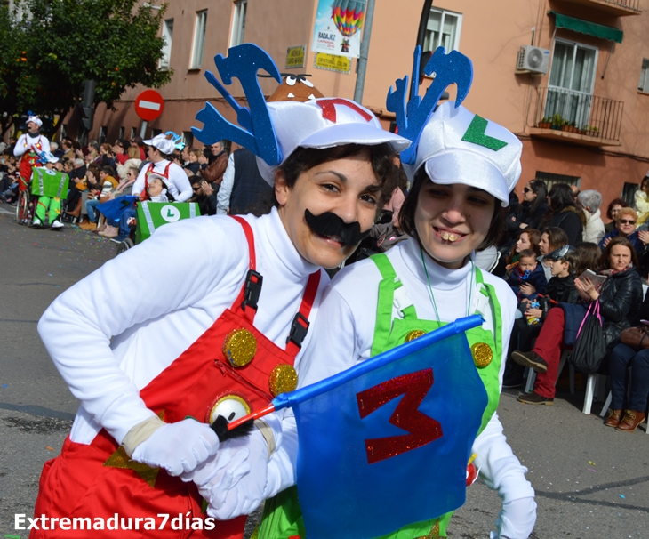 Seis horas de ritmos, color y baile en 45 imágenes