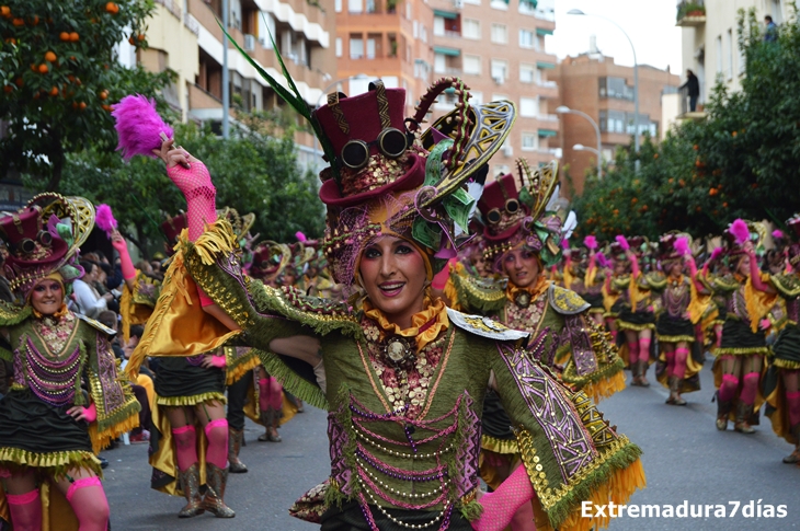 Las Monjas ganan el Desfile de Comparsas de Badajoz 2016