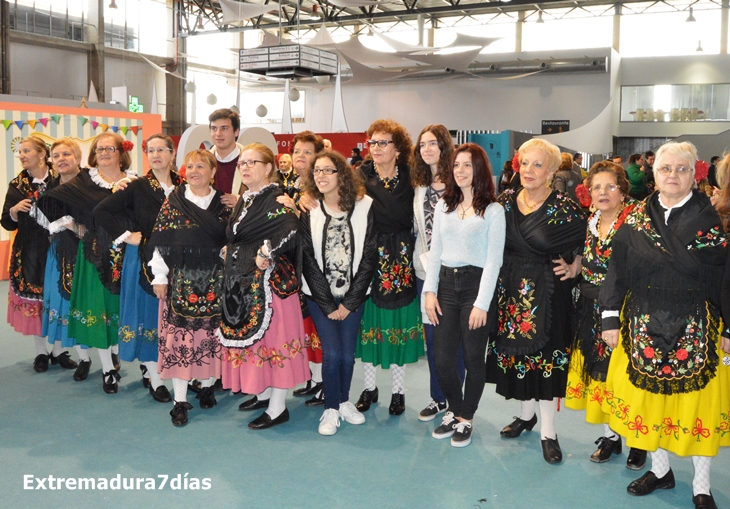 Inaugurada la XIX Feria de los Mayores de Extremadura en Ifeba