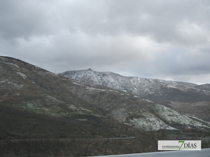 Cae menos nieve de la prevista en el norte de Cáceres