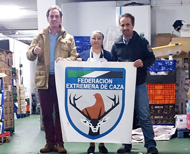 FEDEXCAZA dona 1.400 raciones de comida a un comedor social