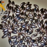 Deja en el arcén 121 bellotas de hachís ante la presencia de los agentes