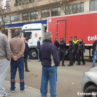 Un camionero es agredido por una persona que tenía su vehículo mal aparcado