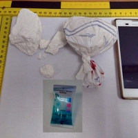 Detenido tras deshacerse de un paquete con 190 gramos de cocaína