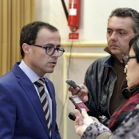 Gallardo muestra su apoyo a  los trabajadores de la mina de Aguablanca