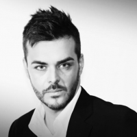 Alberto Moreno ofrecerá una 'conferencia cantada' en la Feria de los Mayores