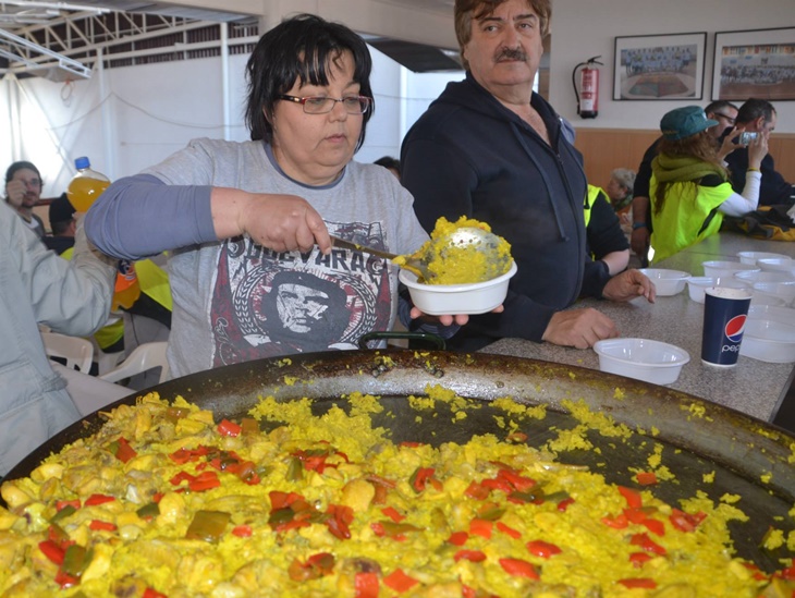 Concentración en Mérida contra los embargos bancarios a la Renta Básica