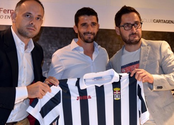 El técnico extremeño Víctor Fernández deja de ser el entrenador del Cartagena