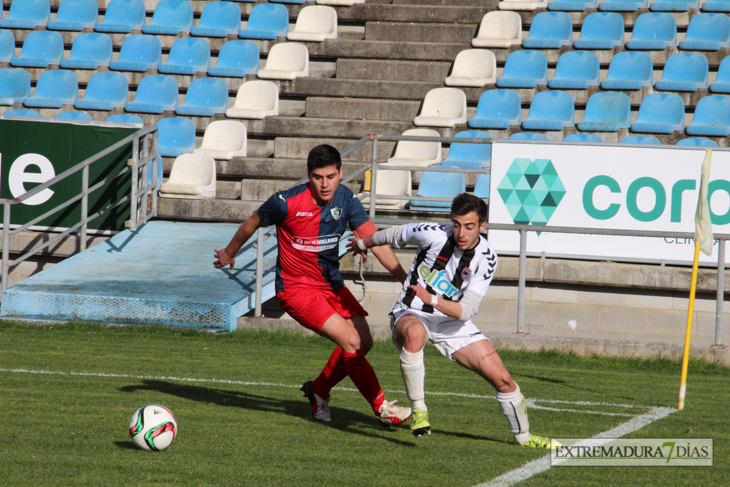 Reportaje de la victoria 5-0 del CD. Badajoz sobre el Valdivia