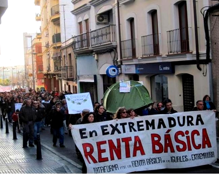 Podemos denuncia el impago "injustificado" de la Renta Básica por parte de la Junta