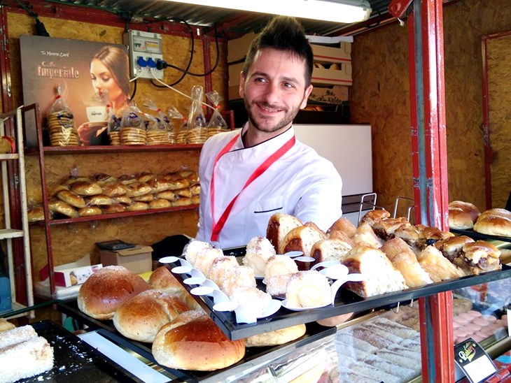 Imágenes de la Feria del Dulce Conventual y Artesano de Mérida