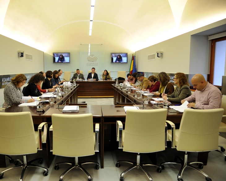 Últimas negociaciones para el pleno de Presupuestos del jueves