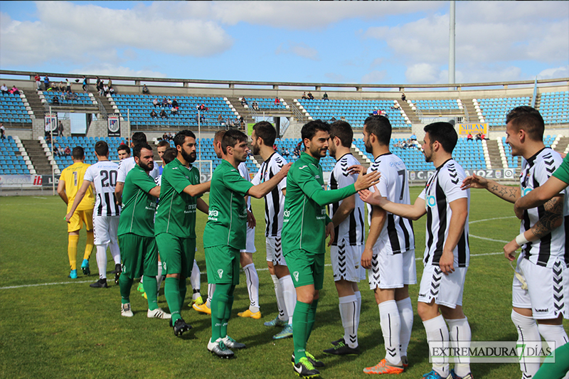 Imágenes del 6-0 del CD. Badajoz al Fuente de Cantos