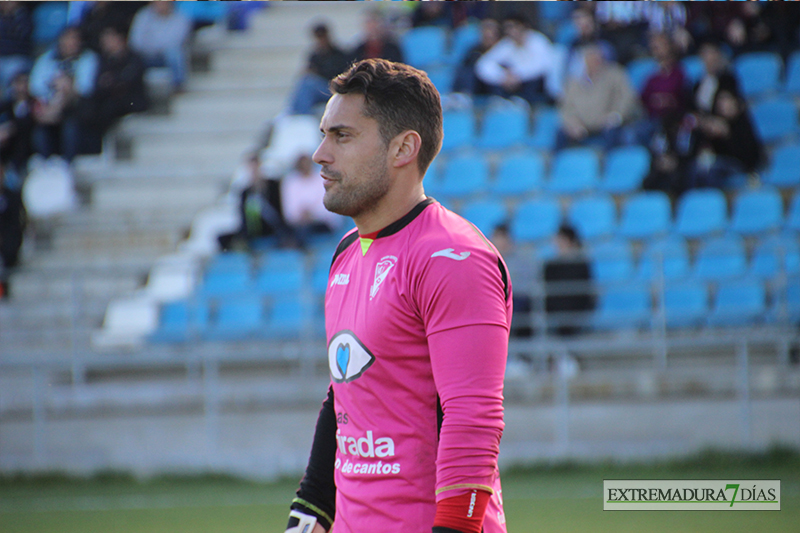 Imágenes del 6-0 del CD. Badajoz al Fuente de Cantos
