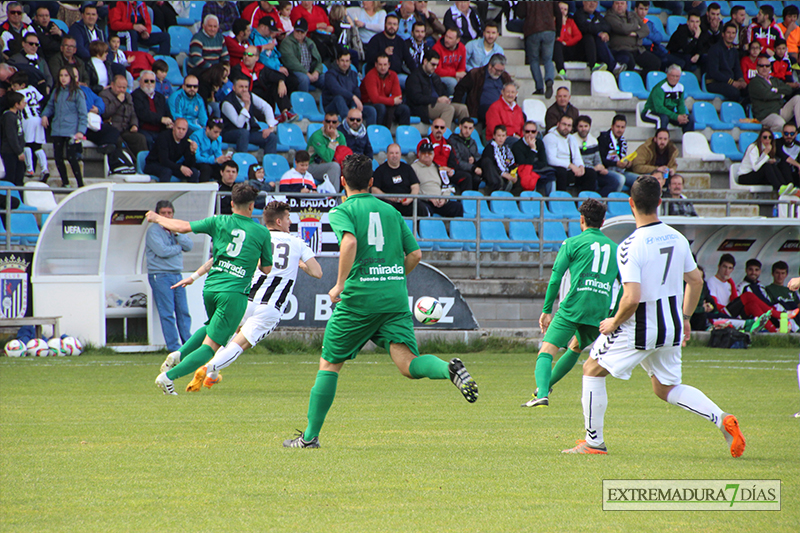 Imágenes del 6-0 del CD. Badajoz al Fuente de Cantos