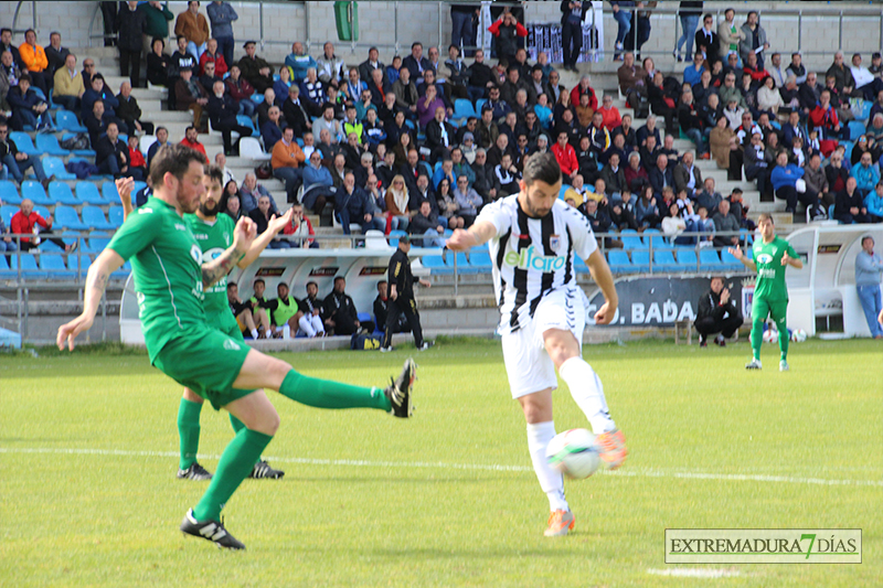 Imágenes del 6-0 del CD. Badajoz al Fuente de Cantos