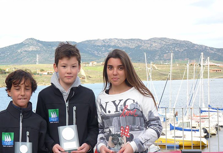 El Centro Ibérico de Vela triunfa en aguas de Orellana la Vieja
