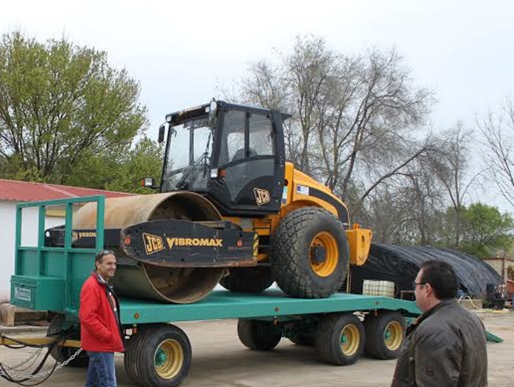 Nuevo camión góndola para el transporte de vehículos municipales