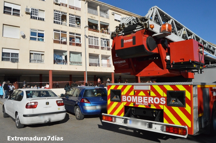 Los Bomberos sofocan un incendio en Suerte de Saavedra