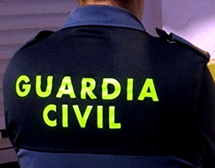 Detenido por circular por la A-5 en sentido contrario y sin carné