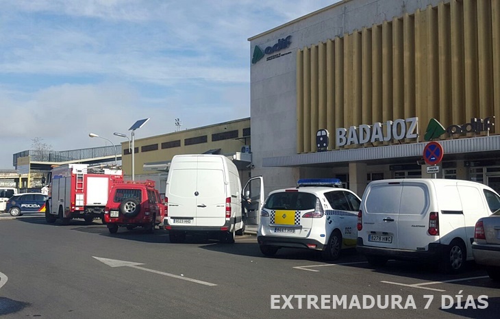 Un escape de amoniaco obliga a cerrar la estación de tren de Badajoz