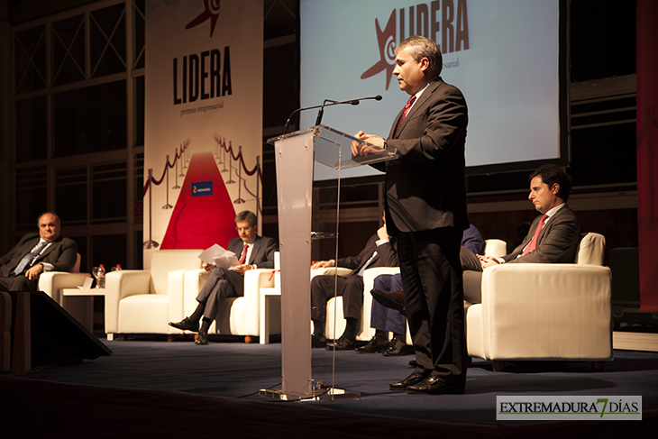 Atanasio Naranjo, premiado con el Premio LIDERA de la Cámara de Comercio de Badajoz