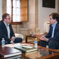 Vara y Osuna se reúnen para hablar de inversiones prioritarias para Mérida
