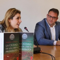 ‘La ciudad de los libros prohibidos’ retrata la sociedad de Augusta Emérita en el siglo I