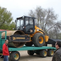 Nuevo camión góndola para el transporte de vehículos municipales