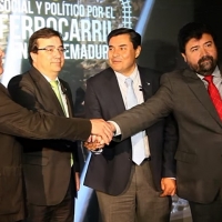 Pacto a tres en Extremadura para reclamar el tren al Gobierno