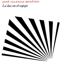 'La luz en el espejo', el último poemario de la Editora Regional